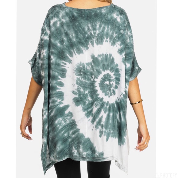 (Small/Medium) Sage Green Tie- Dye Poncho - Picture 3 of 6
